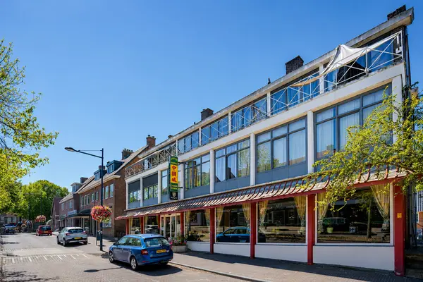 Leeuwerikstraat 16, ALBLASSERDAM