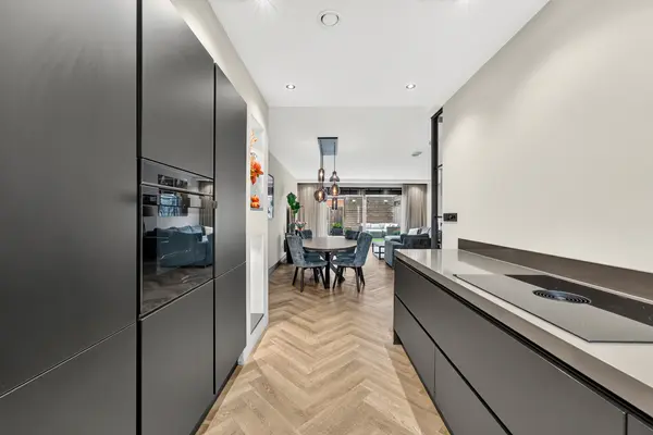 Pieter van den Hoogenbandstraat 47, SCHIEDAM