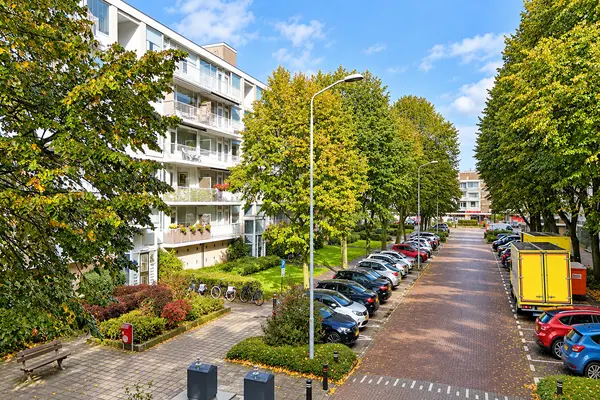 Burgemeester Keijzerlaan 128, Leidschendam