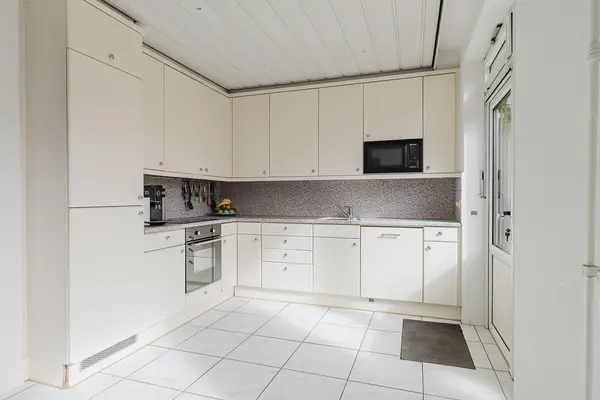 Van den Berghlaan 305, HOOFDDORP