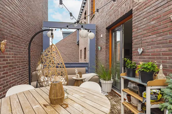 Mazureplantsoen 42, Almere