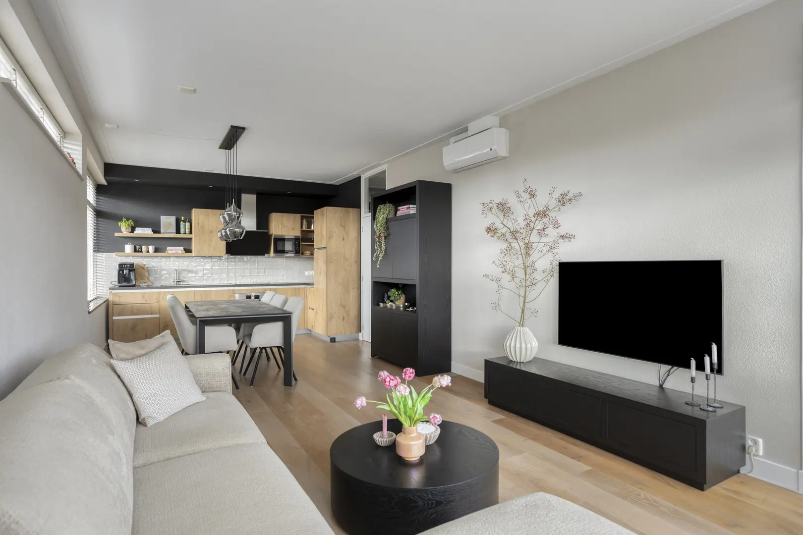 Dorpsstraat 81i in Castricum