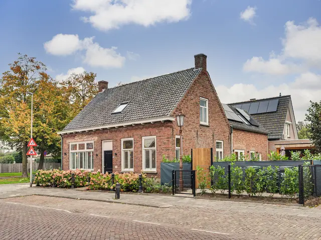 Foto van Stationsstraat 76