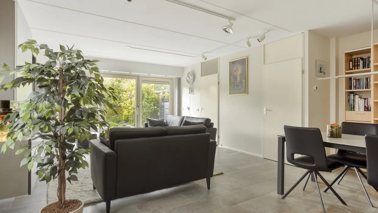 Tubastraat 1, SPIJKENISSE foto 8