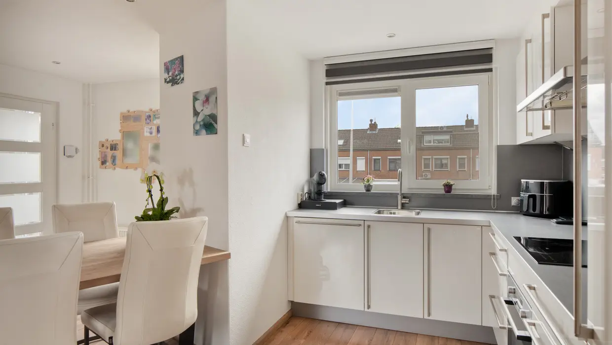 Gaard 52, SPIJKENISSE foto 9
