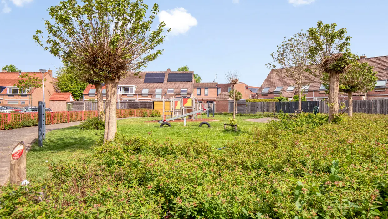 Gaard 52, SPIJKENISSE foto 31