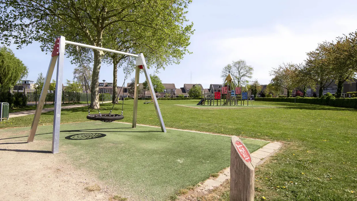 Anke Servaesstraat 36, SPIJKENISSE foto 33