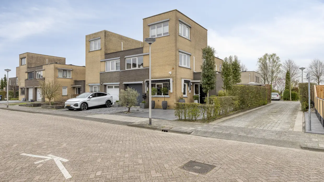 Anne Frankstraat 107, SPIJKENISSE foto 51