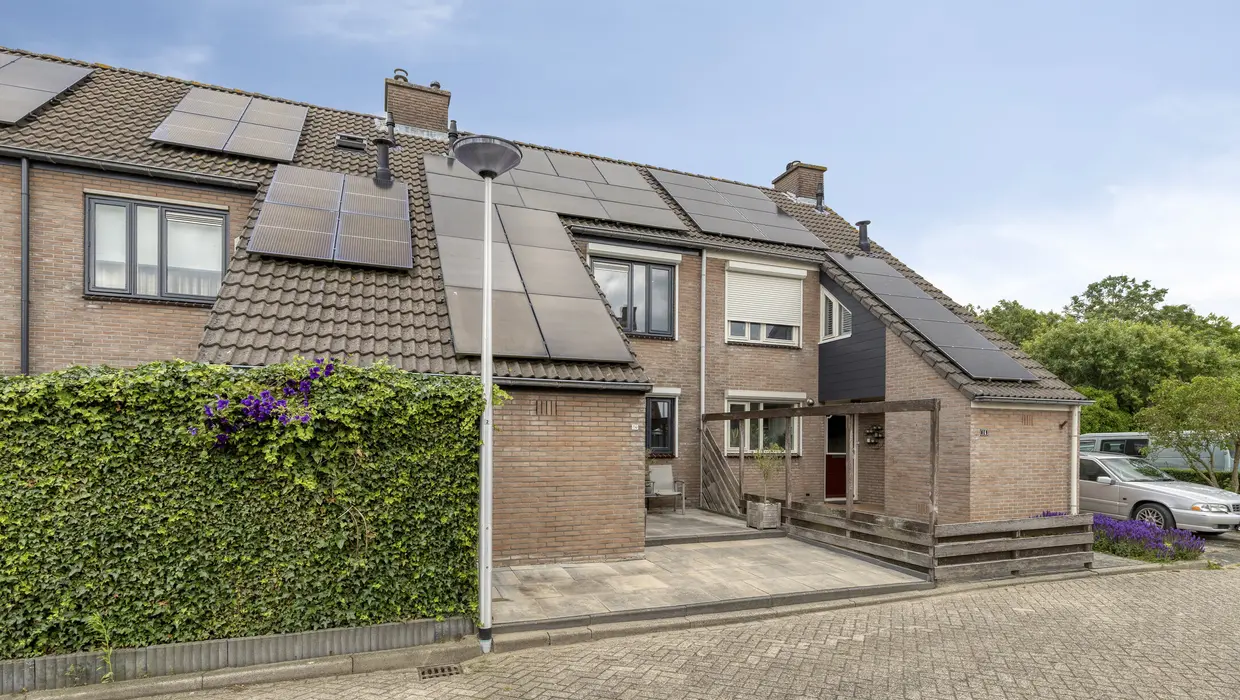Aan de IJsbaan 14, ZUIDLAND foto 0