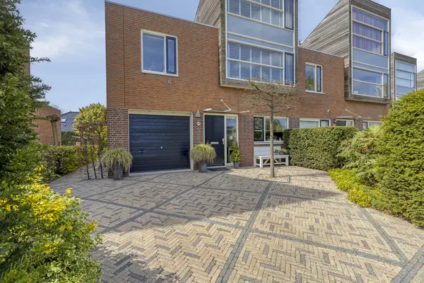 Mildenburgallee 114, SPIJKENISSE