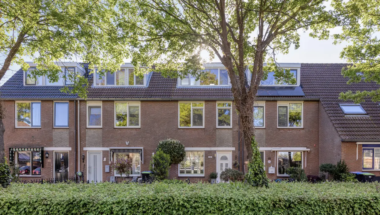 Symfonielaan 42, SPIJKENISSE foto 0