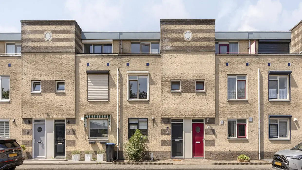 Margaretha Roosenboomstraat 16, SPIJKENISSE foto 0