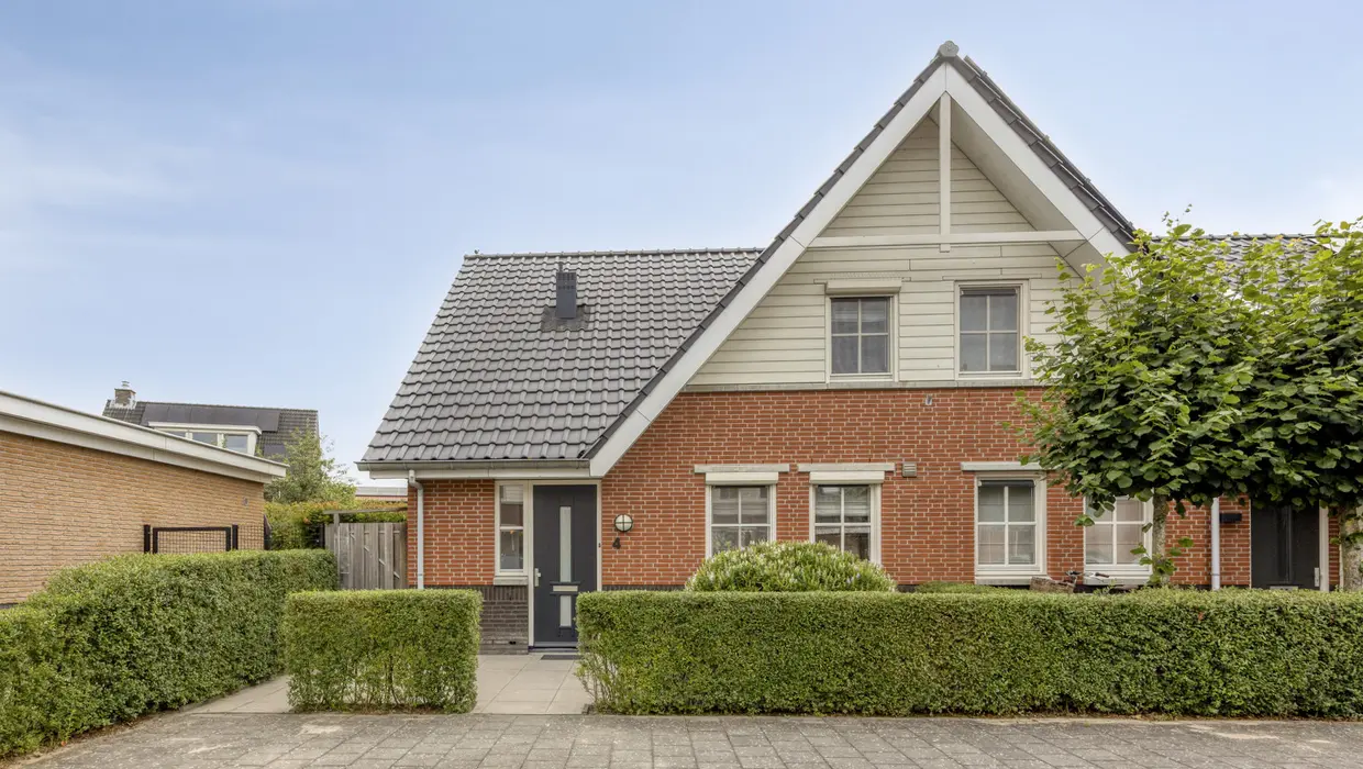 Arend Braatlaan 4, HEKELINGEN foto 0