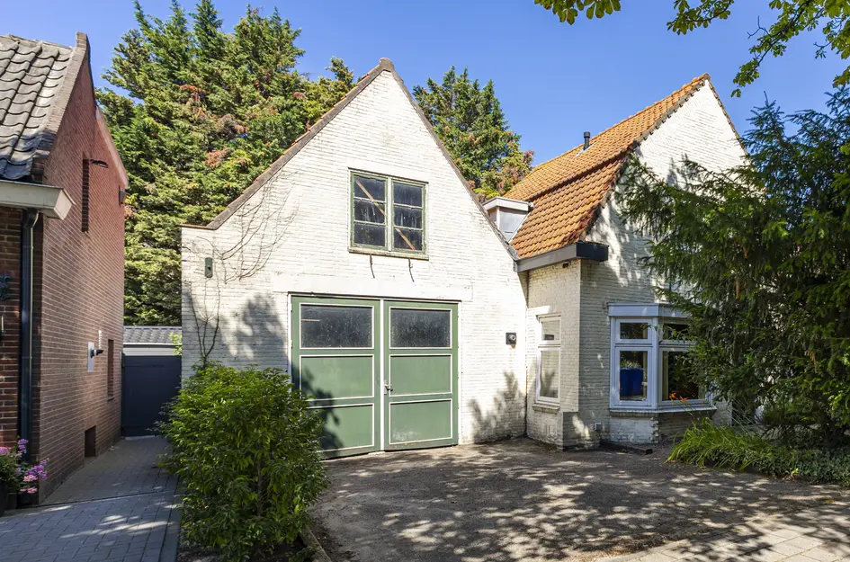 Stationsweg 182