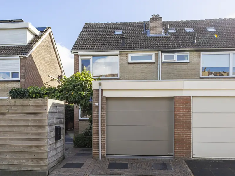 Lange Griendsweer 103, Hardinxveld-giessendam