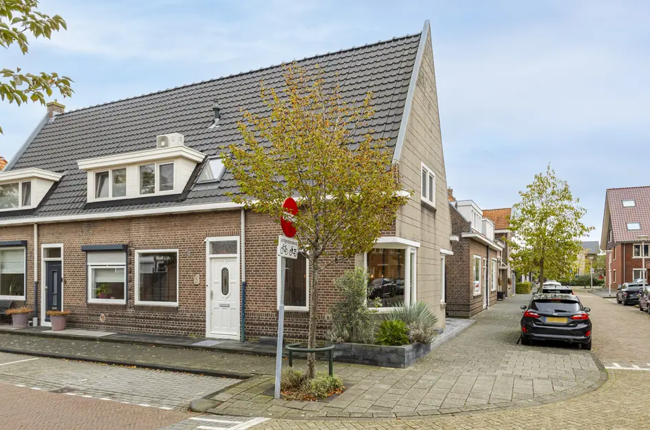 Middenstraat 11