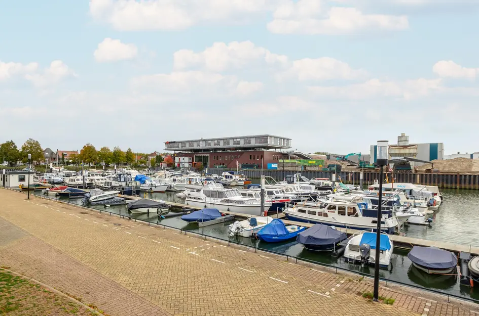 Middenstraat 11