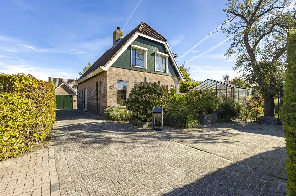 Akkerstraat 18
