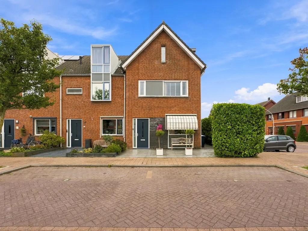 Moerasvaren 2, HENDRIK-IDO-AMBACHT