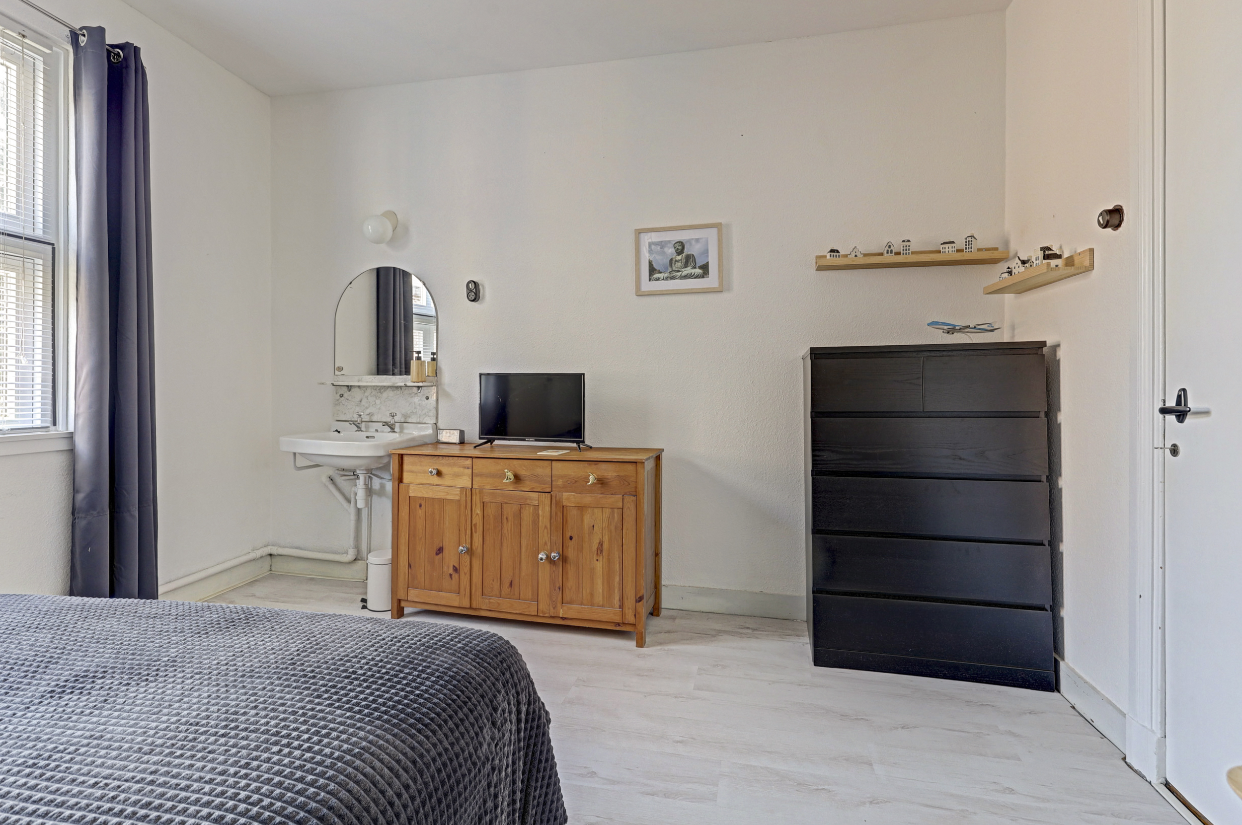 Vrijstaande woning te koop: Loeffstraat 111, Waalwijk