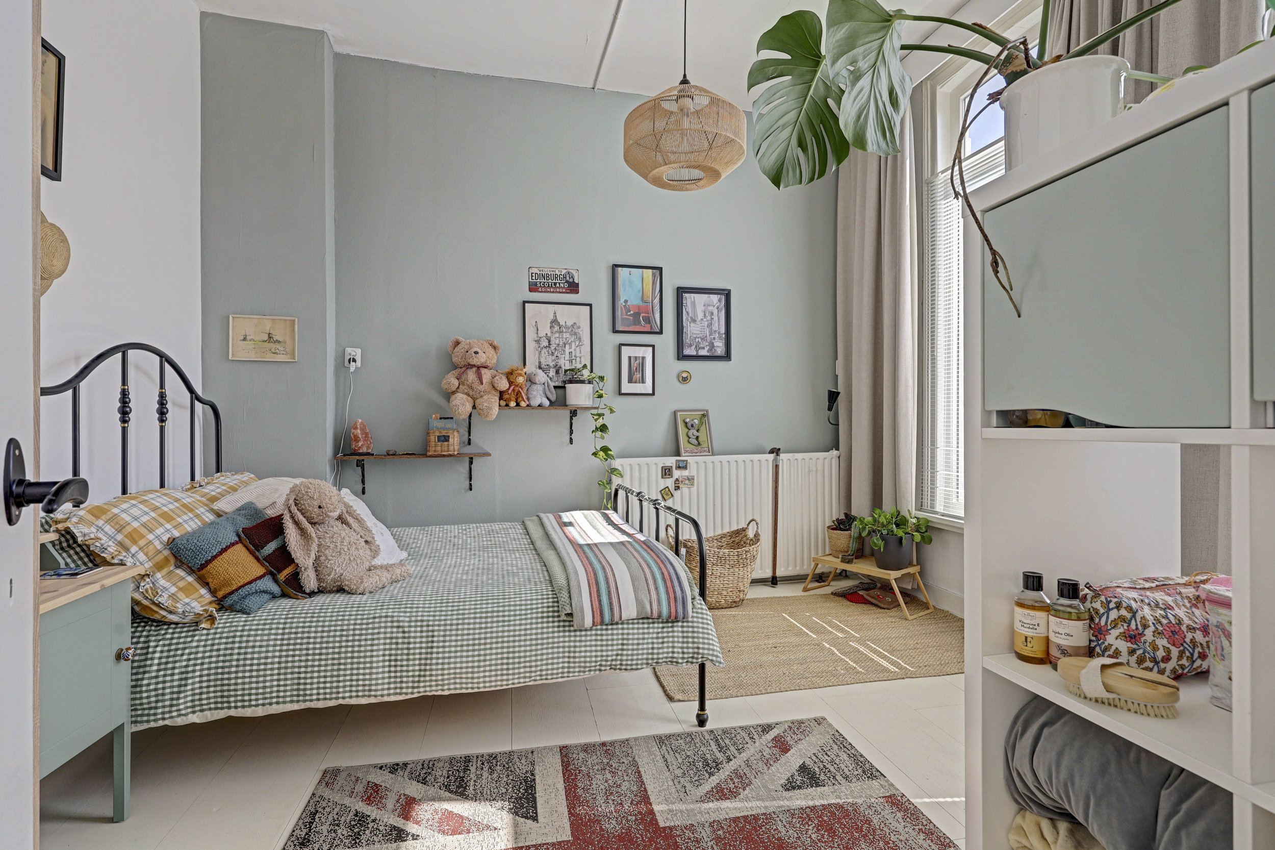 Vrijstaande woning te koop: Loeffstraat 111, Waalwijk