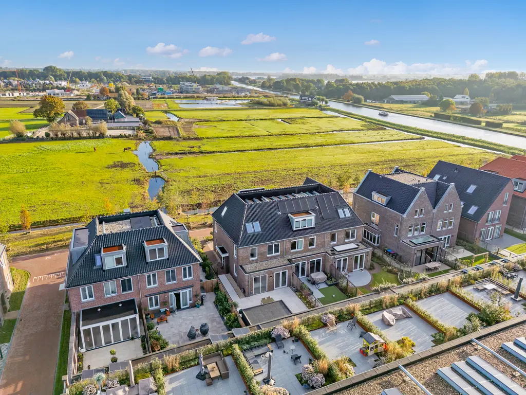 Nautawerf 42, LEIDSCHENDAM