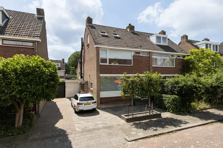 Plutolaan 12, DORDRECHT