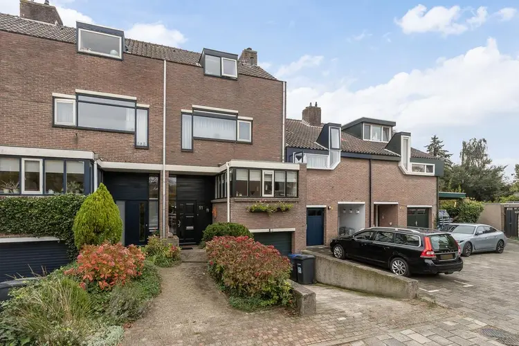 Luchtenburg 11, DORDRECHT