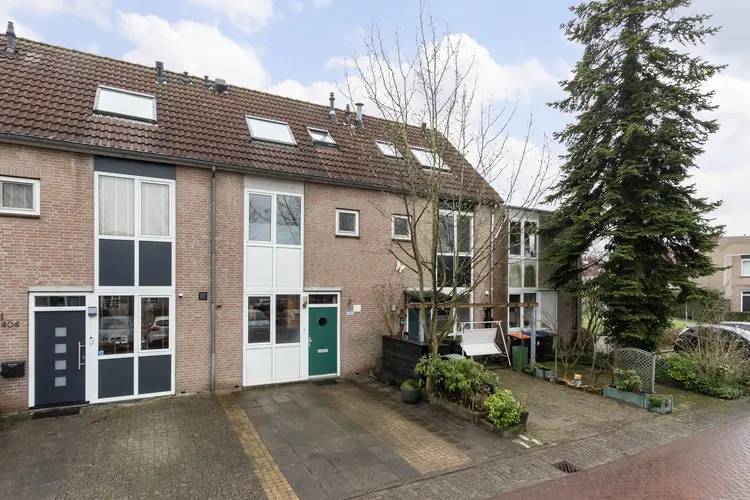 Suze Groeneweg-erf 403, DORDRECHT