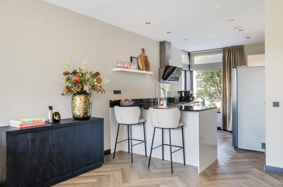 Hoekwoning te koop: Laan van Braets 83, Dordrecht