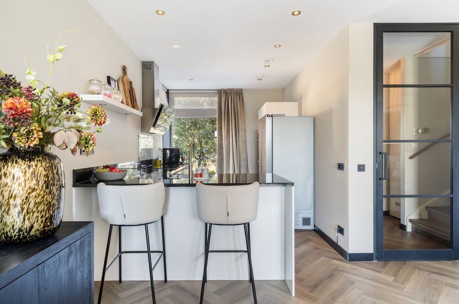 Hoekwoning te koop: Laan van Braets 83, Dordrecht