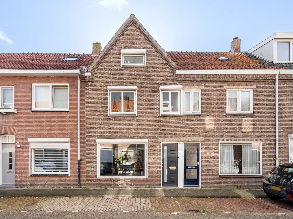Van Alkemadestraat 10, TILBURG