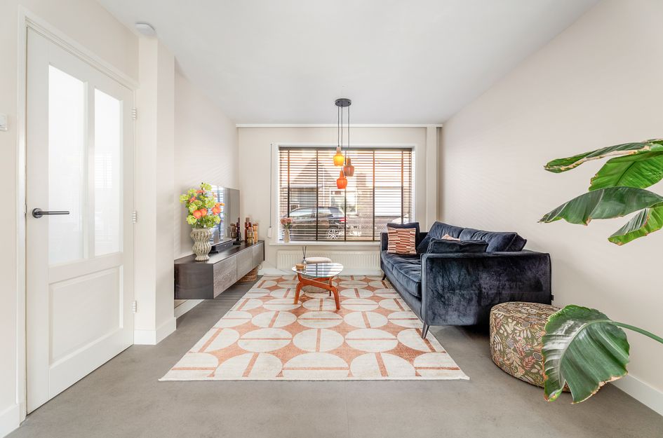 Tussenwoning te koop: Van Alkemadestraat 10, Tilburg