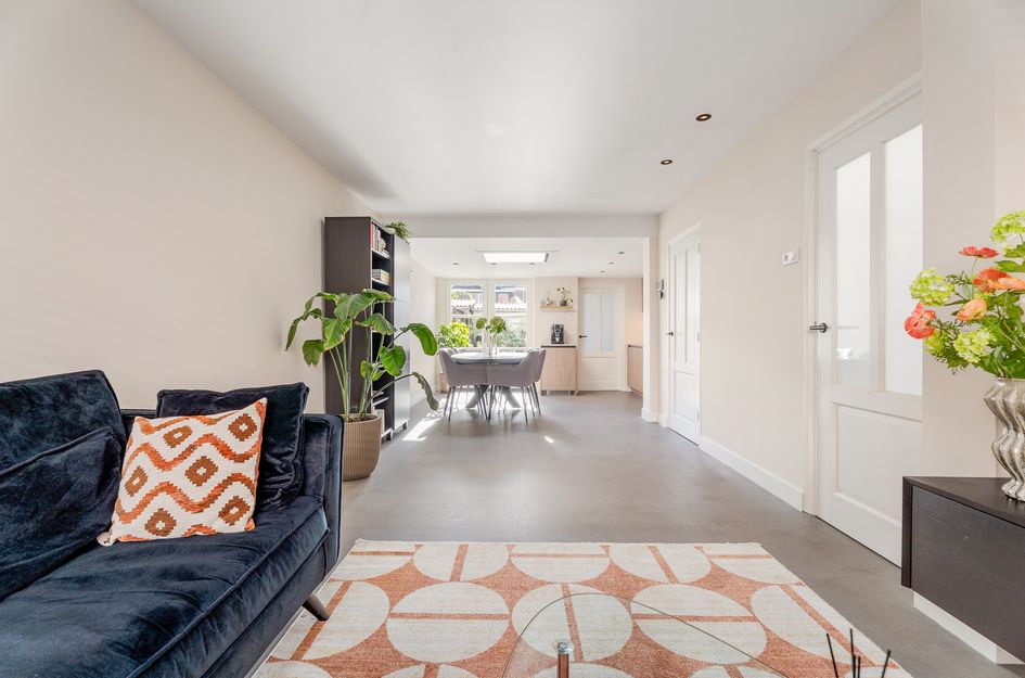 Tussenwoning te koop: Van Alkemadestraat 10, Tilburg