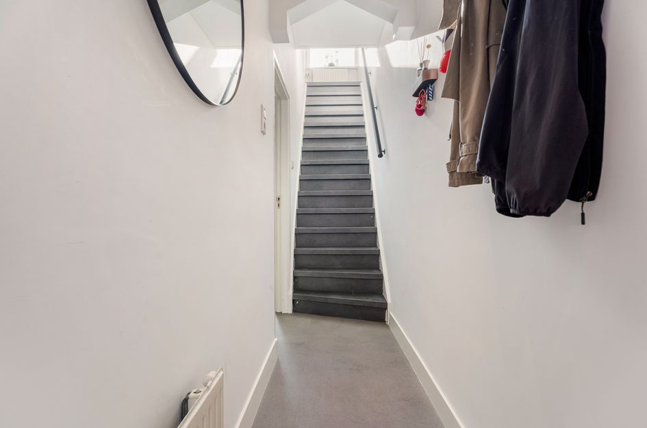 Tussenwoning te koop: Van Alkemadestraat 10, Tilburg