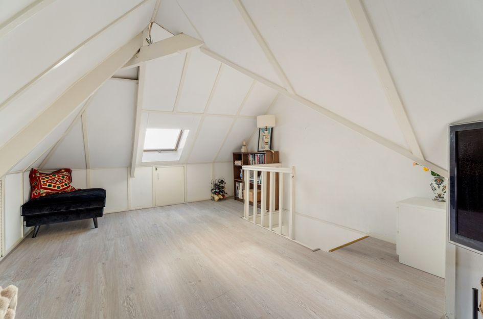 Tussenwoning te koop: Van Alkemadestraat 10, Tilburg