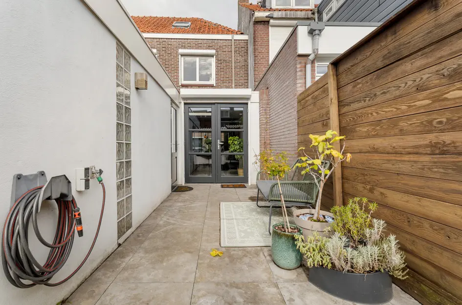 Van Alkemadestraat 10