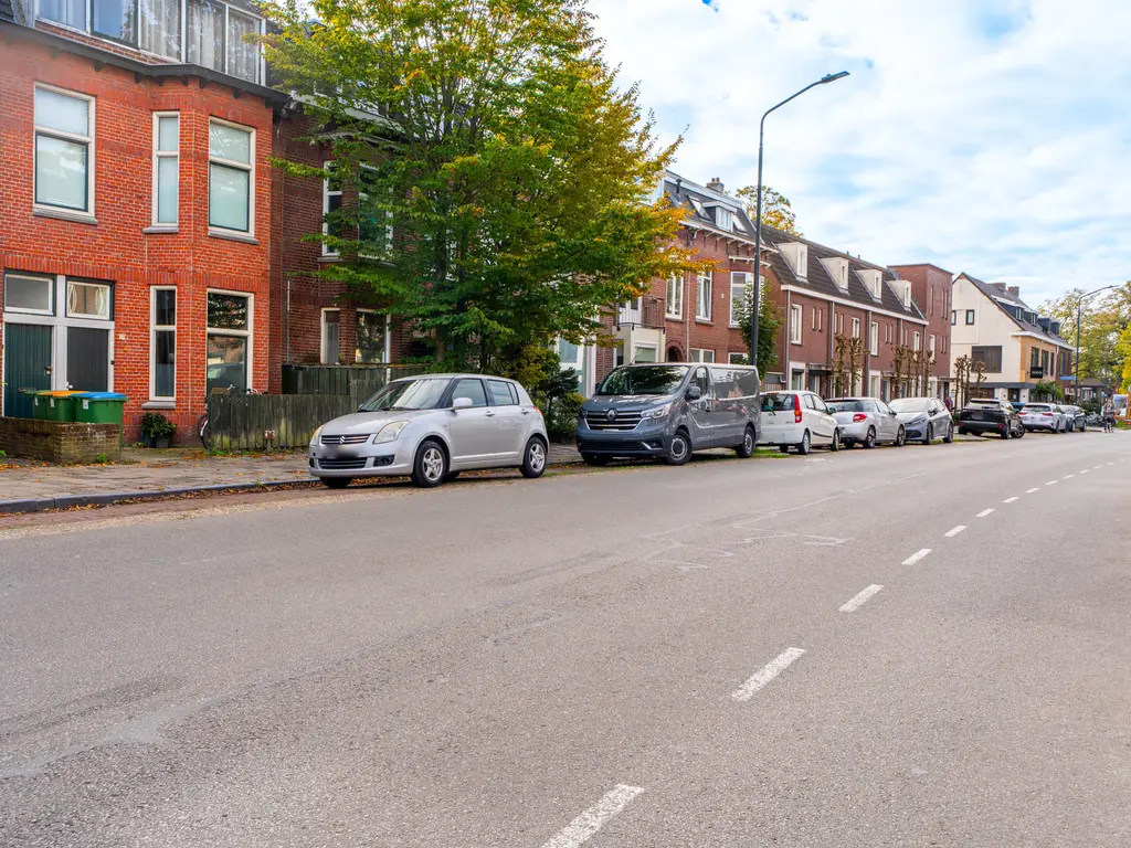 Heuvelstraat 25, BREDA