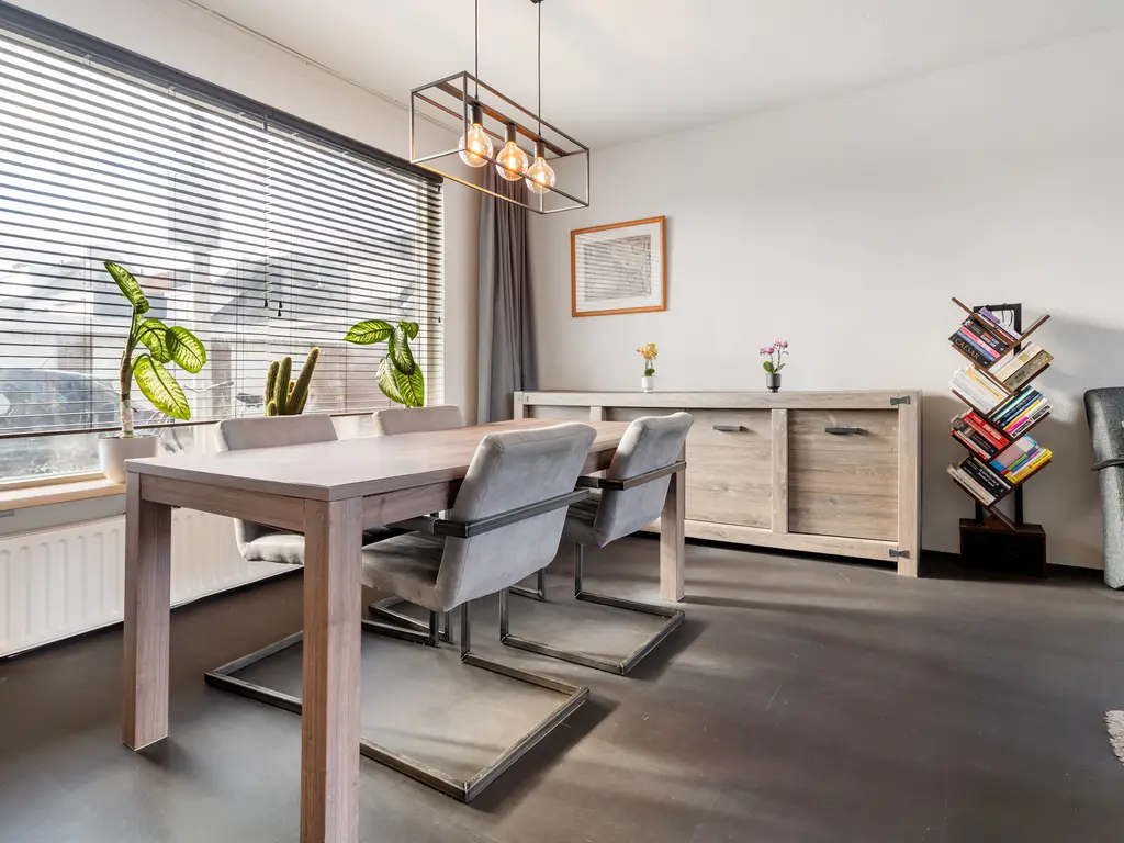 Bisschop van Zoesstraat 19b, TILBURG