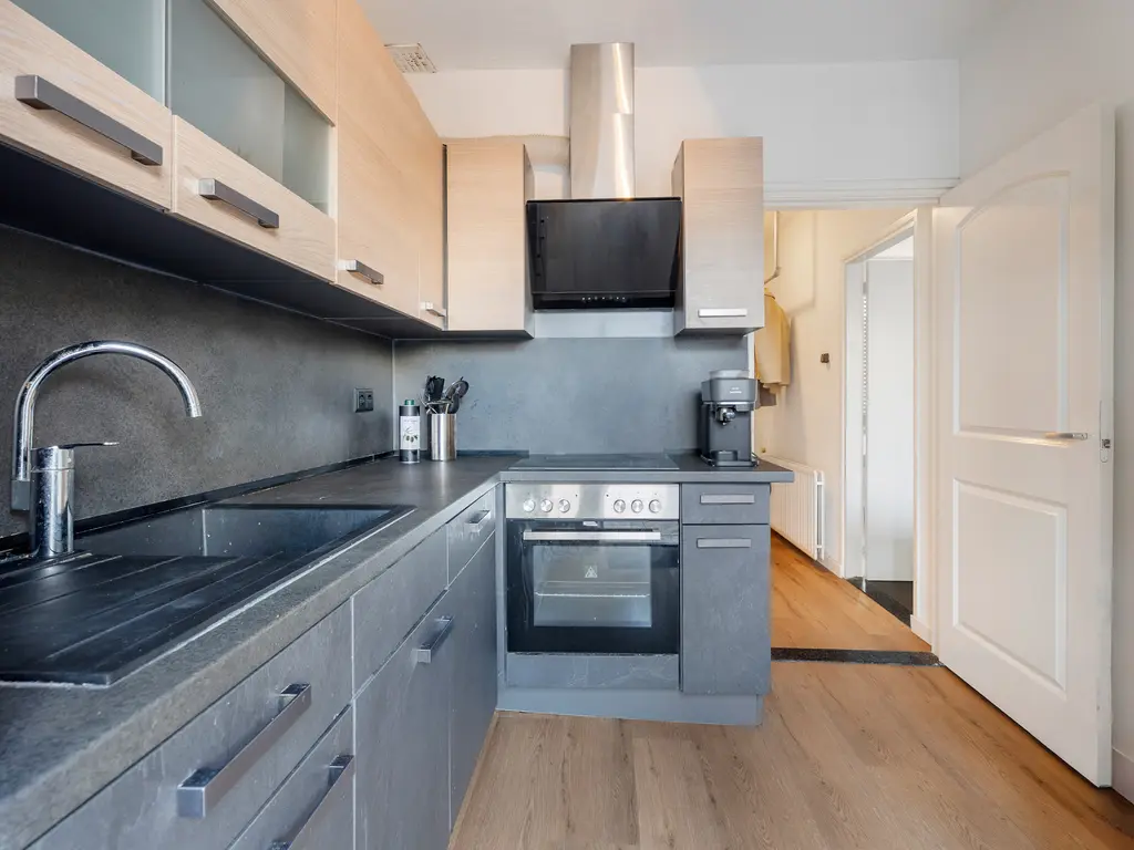 Bisschop van Zoesstraat 19b, TILBURG