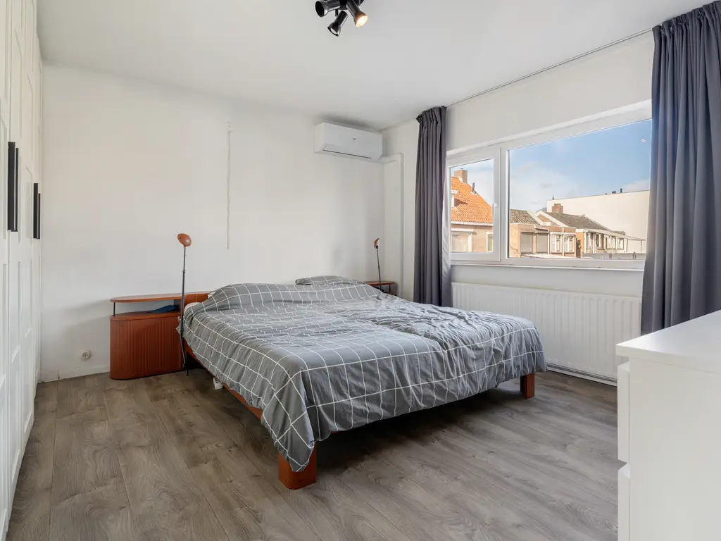 Bisschop van Zoesstraat 19b, TILBURG