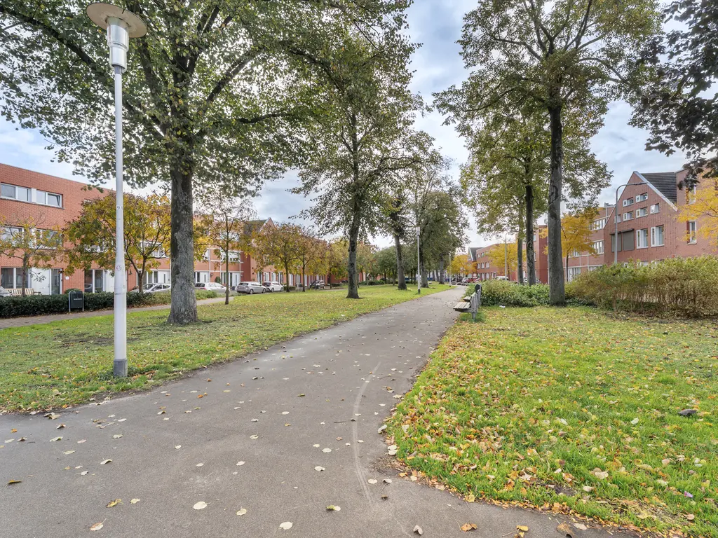 Bisschop van Zoesstraat 19b, TILBURG