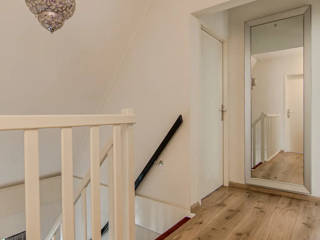 Molenakker 16, DEN HOUT