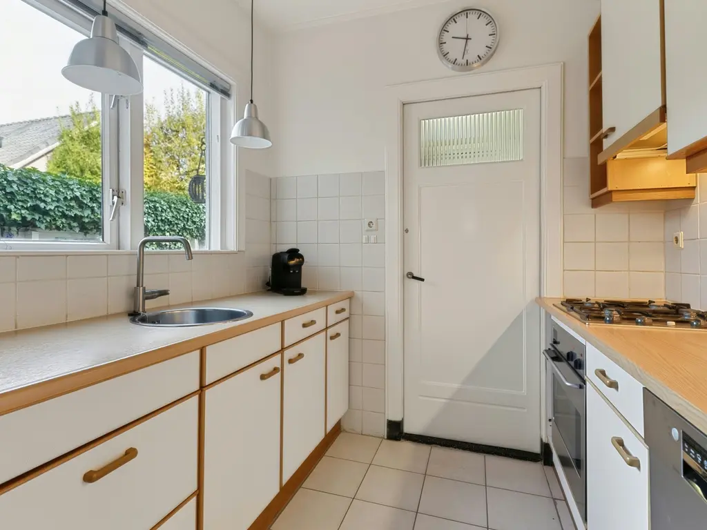 Stationsweg 13, BODEGRAVEN