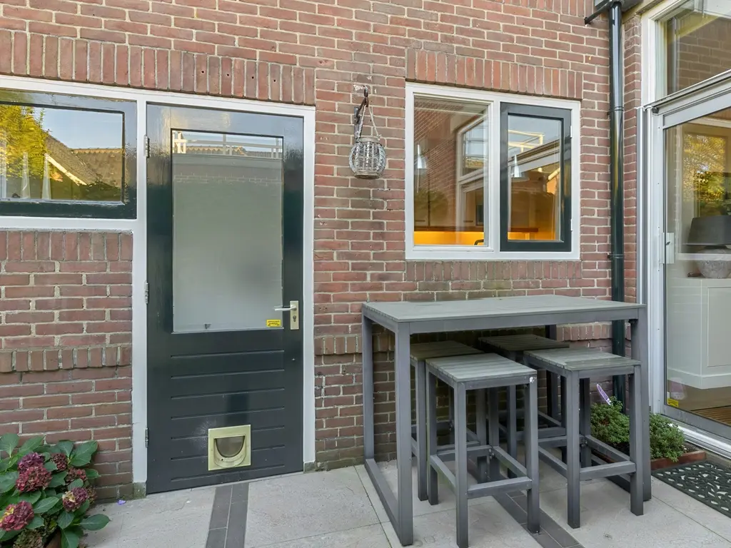 Stationsweg 13, BODEGRAVEN