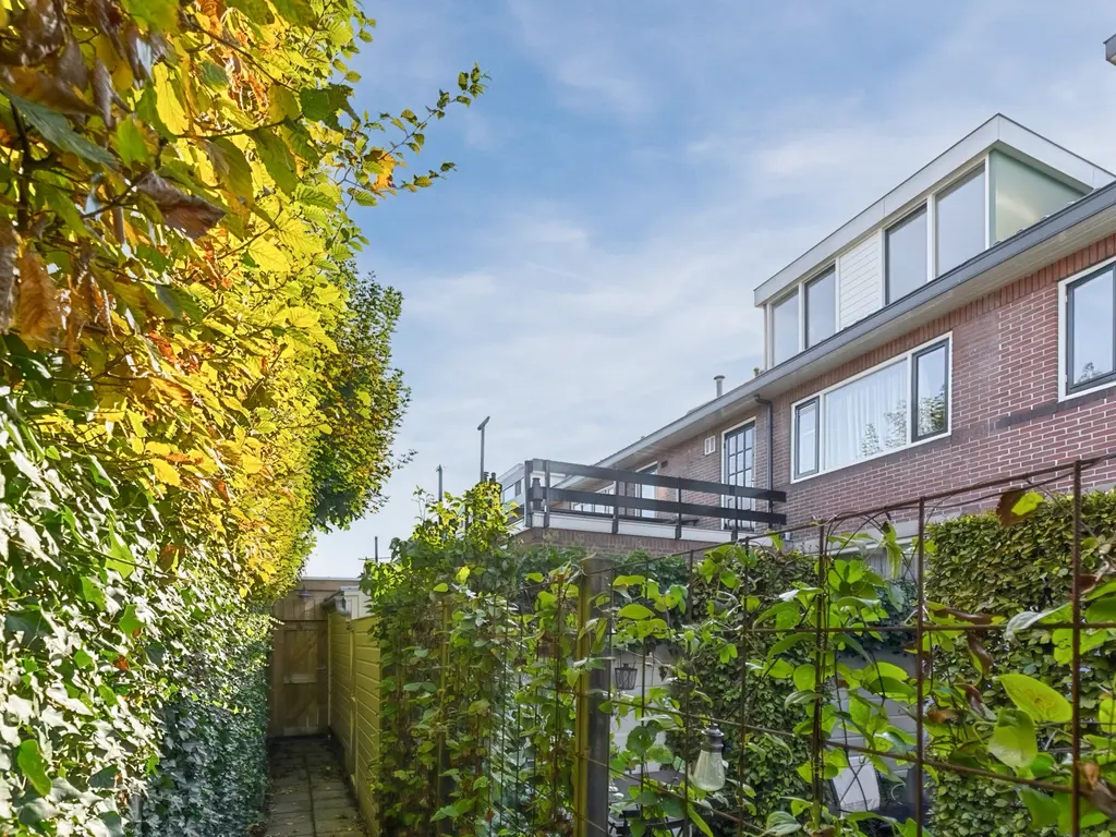 Stationsweg 13, BODEGRAVEN