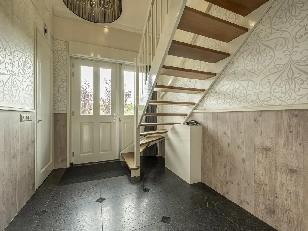 Nieuwendijk 10, ZUID-BEIJERLAND