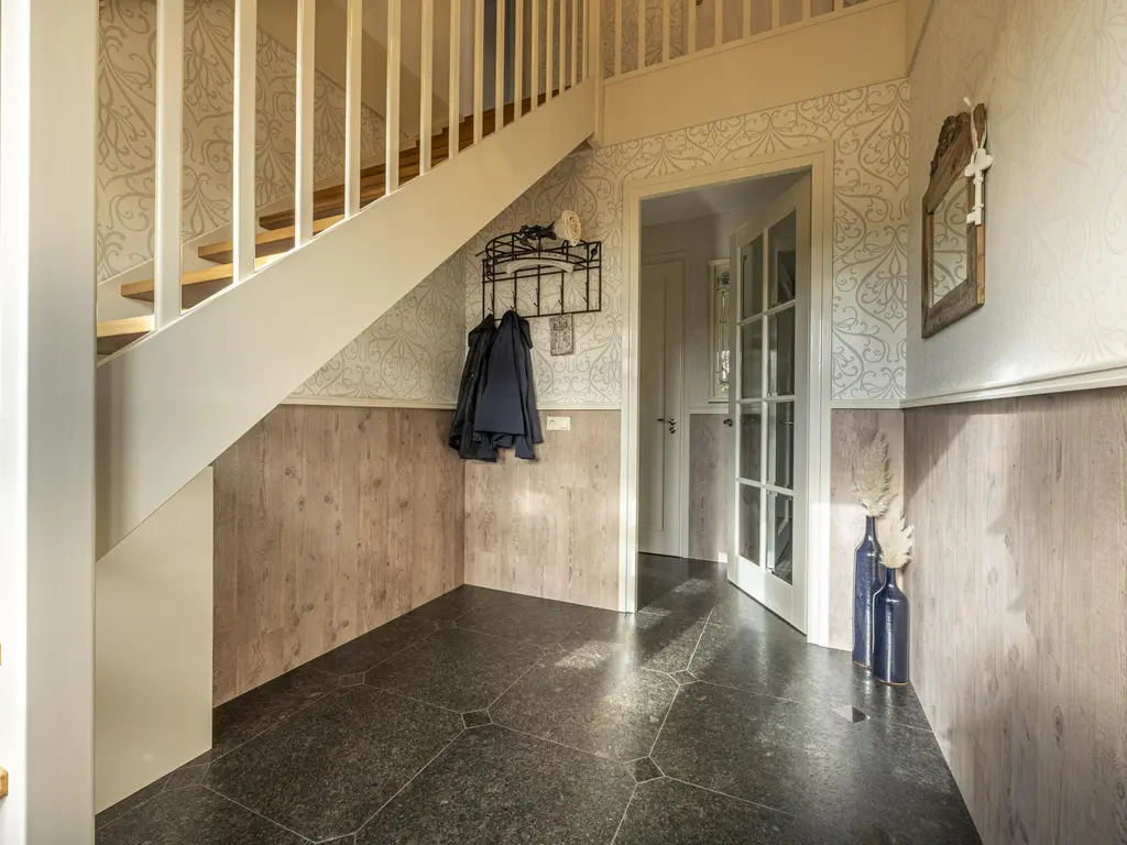 Nieuwendijk 10, ZUID-BEIJERLAND
