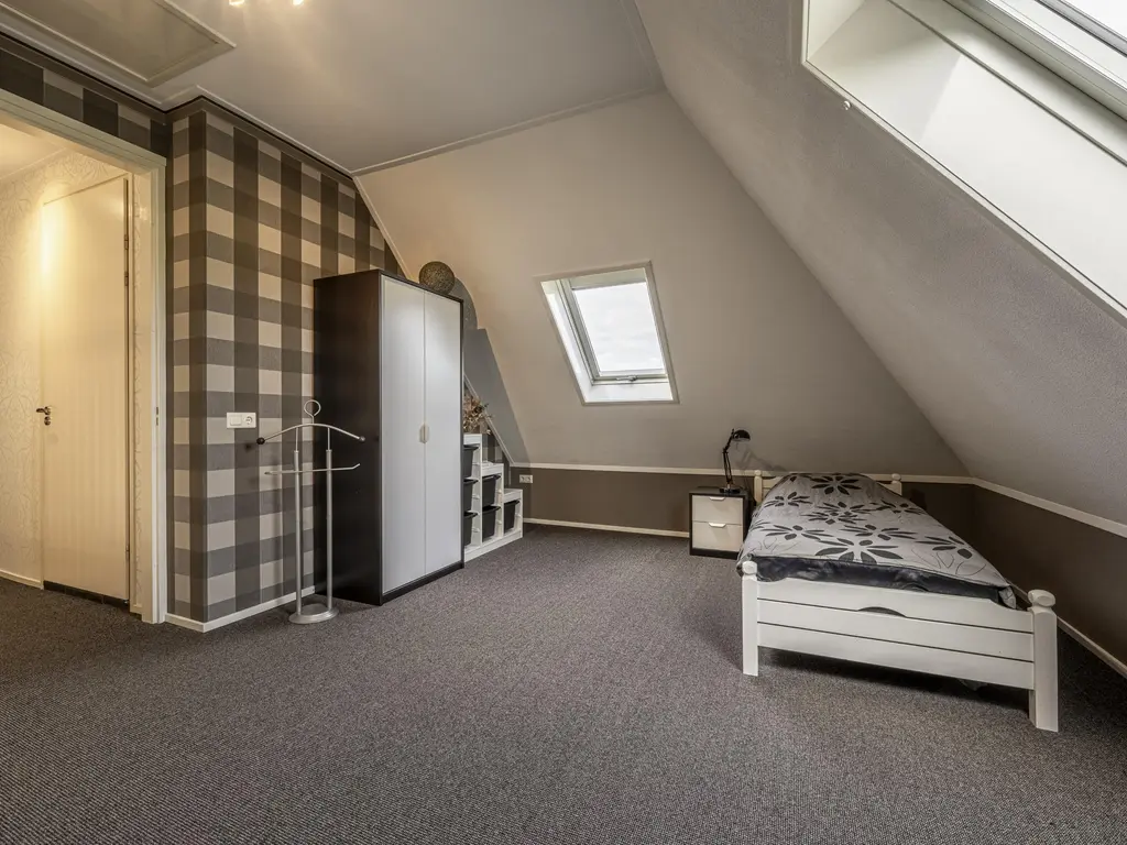 Nieuwendijk 10, ZUID-BEIJERLAND