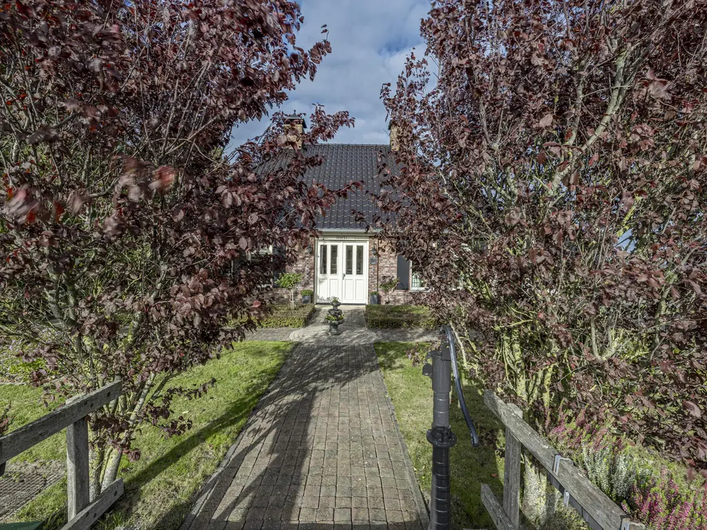 Nieuwendijk 10, ZUID-BEIJERLAND